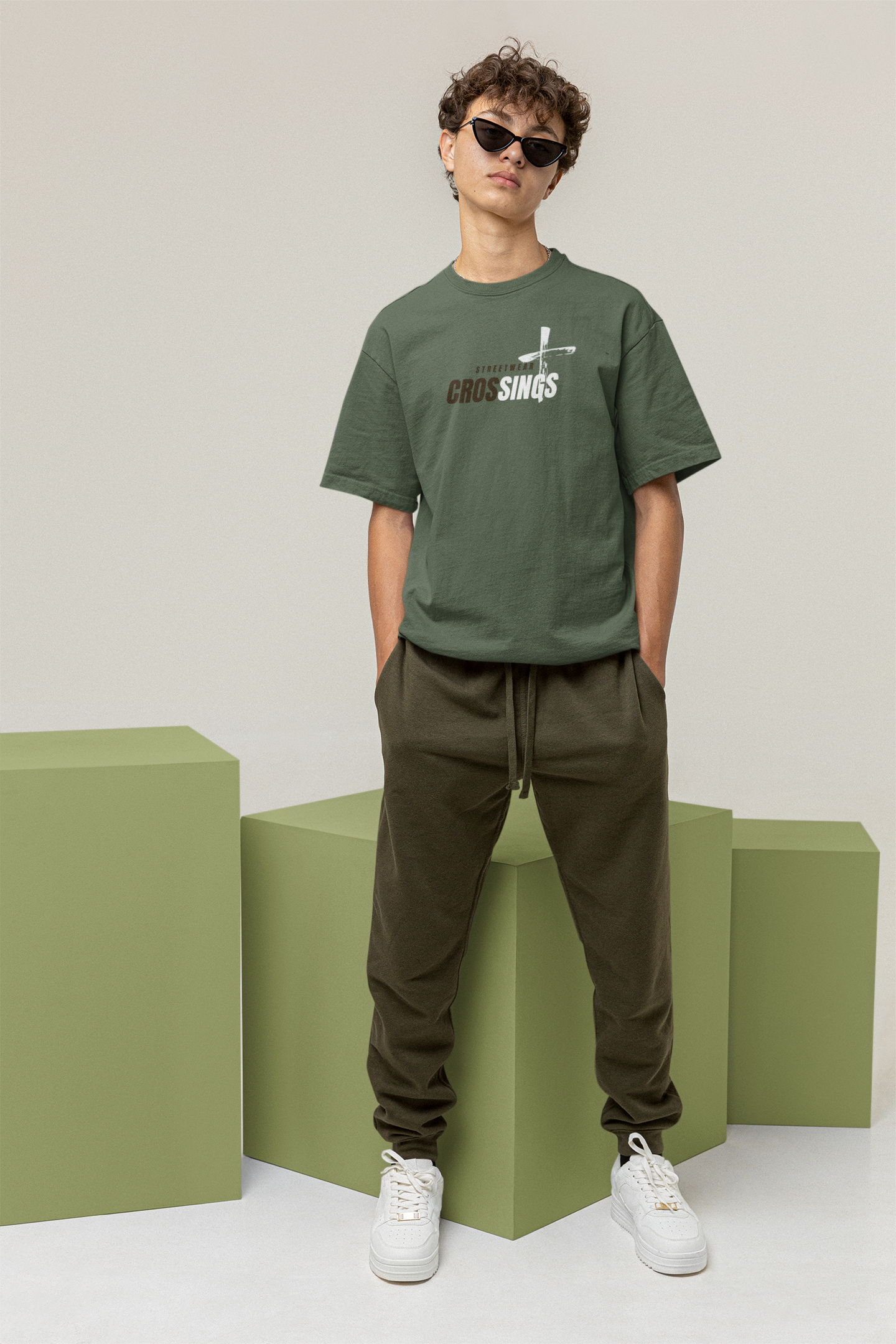 Oversized Crossings Streetwear Signature by B