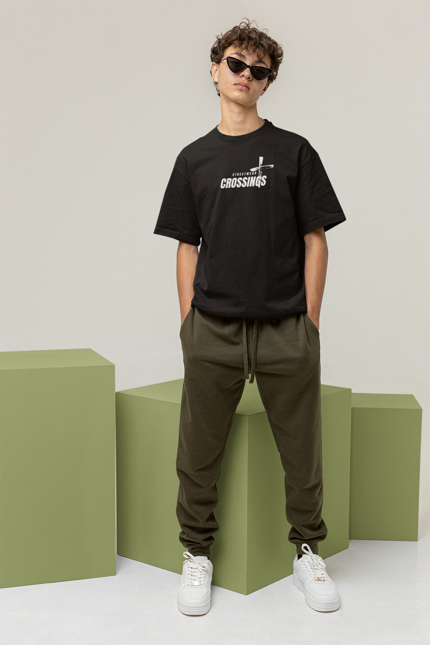 Oversized Crossings Streetwear Signature by B